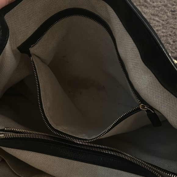 AUTHENTIC GUCCI LEATHER TOTE BAG - Picture 7 of 11